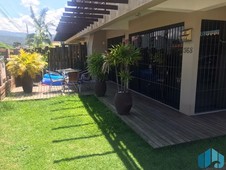 Casa à venda no bairro Centro em Garopaba