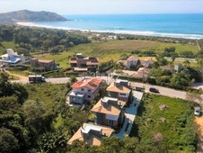 Casa à venda no bairro Praia da Silveira em Garopaba