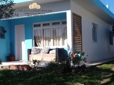 Casa à venda ou aluguel por temporada no bairro Centro em Garopaba