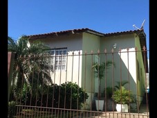 Casa com 2 dormitórios aceita finaciamento bancário