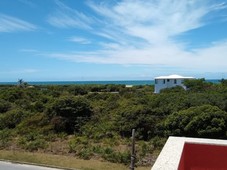 Casa em localização privilegiada, 250m da praia Costa Azul-Bairro. Jd Bela Vista