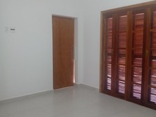 Linda casa térrea em condomínio pronta para morar