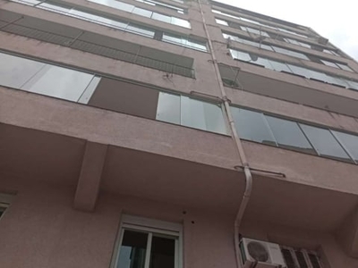 Apartamento com 3 quartos à venda na avenida alberto bins, 456, centro histórico, porto alegre por r$ 340.000