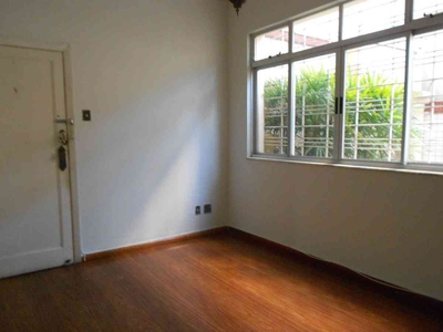 Apartamento com 3 quartos para alugar no bairro Lourdes, 80m²