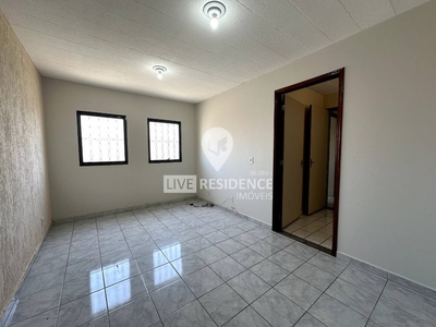 Apartamento em Condomínio Residencial Beija-Flor, Itatiba/SP de 64m² 3 quartos à venda por R$ 211.000,00