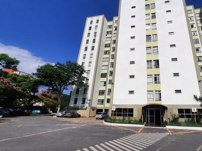 Apartamento em Conjunto Califórnia, Belo Horizonte/MG de 110m² 3 quartos à venda por R$ 324.000,00