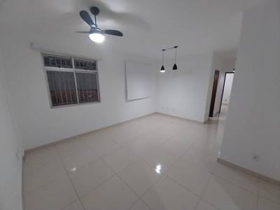 Apartamento em Fernão Dias, Belo Horizonte/MG de 103m² 3 quartos para locação R$ 2.400,00/mes