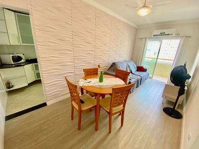 Apartamento em Vila Tupi, Praia Grande/SP de 48m² 1 quartos à venda por R$ 309.000,00