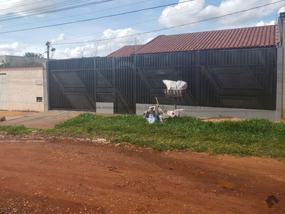 Belo imóvel com ótima localização