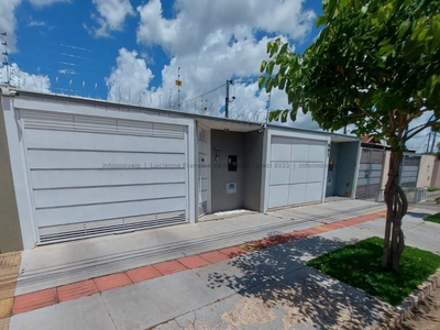 Casa com 02 anos de uso - entrada facilitada