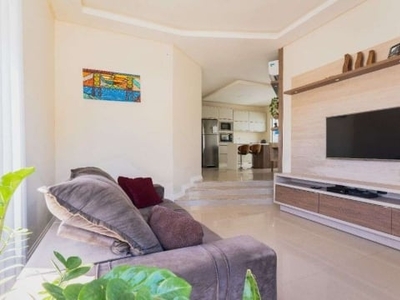 Casa com 3 quartos à venda na avenida dos lagos, 120, pedra branca, palhoça por r$ 950.000