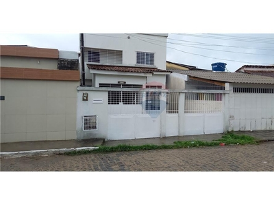 Casa em Sítio Novo, Olinda/PE de 200m² 3 quartos para locação R$ 1.800,00/mes