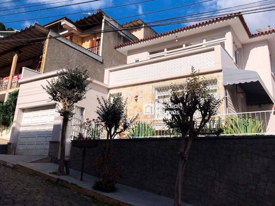 Casa em Centro, Nova Friburgo/RJ de 263m² 5 quartos à venda por R$ 1.799.000,00