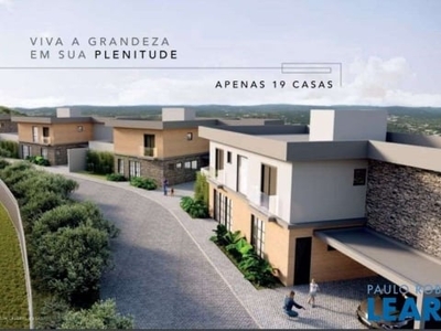 Casa em condomínio - jardim europa - mg