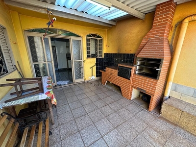 Casa em Jardim Jandaia, Ribeirão Preto/SP de 189m² 4 quartos à venda por R$ 379.000,00
