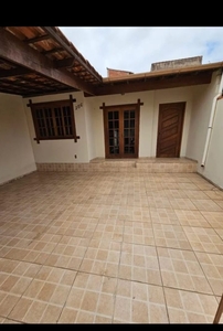 Casa em Jardim Vila Rica - Tiradentes, Volta Redonda/RJ de 85m² 2 quartos à venda por R$ 389.000,00