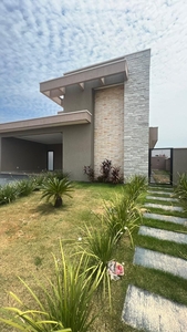 Casa em Parque Residencial Morumbi, Senador Canedo/GO de 150m² 3 quartos à venda por R$ 899.000,00