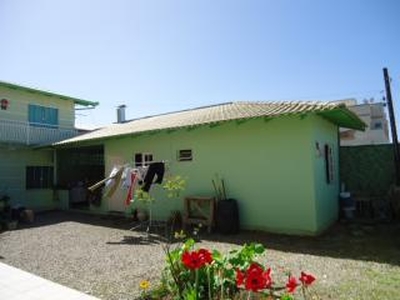 Casa, no Bairro Sao Vicente em Itajai