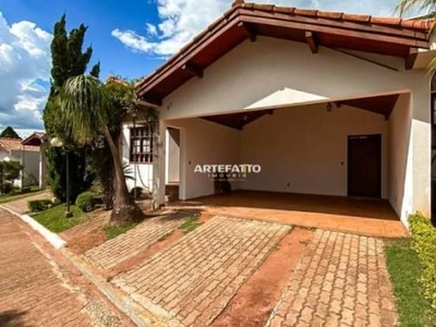 Casa no condomínio fechado green park com 3 suítes em franca/sp