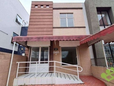 Casa para alugar, 240 m² por r$ 6.098,89/mês - água verde - curitiba/pr