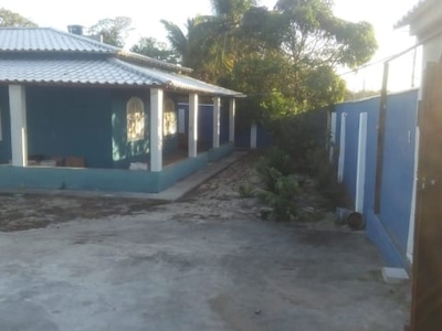 Linda casa, 3 quartos, quintal, lagoa e praia