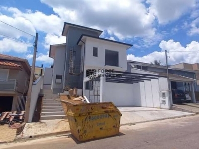 Sobrado em construção com 3 dorm, sendo 1 suíte no res. chacur várzea paulista.