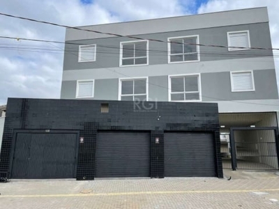 Todos os apartamentos possuem 1 box de garagem coberta, 2 dormitórios, hall de entrada, ampla sala de estar/jantar e 1 banheiro social. são 8 unidades ainda disponíveis.
o condomínio conta co