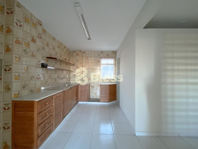 Apartamento em Candelária, Natal/RN de 98m² 3 quartos à venda por R$ 219.000,00