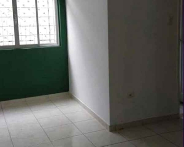 Apartamento no térreo com quintal e reformado - Macuco - Santos/SP