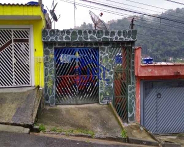 Casa com 02 Dormitórios para vender em Ótima Localização no Jardim Zaira em Mauá, fácil ac