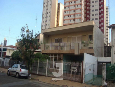 Casa em Botafogo, Campinas/SP de 256m² 4 quartos à venda por R$ 719.000,00