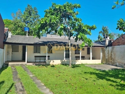 Casa em Pontal Do Parana, Pontal Do Paraná/PR de 100m² 3 quartos à venda por R$ 219.000,00