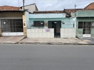 Casa em Salgado, Caruaru/PE de 0m² 2 quartos à venda por R$ 219.000,00