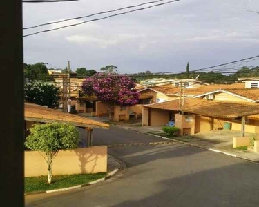 CASA MARAVILHOSA NO JARDIM PETROPOLIS!!! Casa com sala, 2 quartos, 1 banheiro, 1 lavabo, c