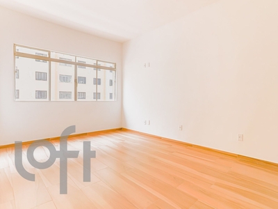 Apartamento à venda em Aclimação com 93 m², 2 quartos, 2 suítes, 2 vagas