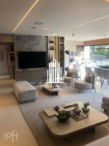 Apartamento à venda em Campo Belo com 143 m², 3 quartos, 2 suítes, 2 vagas