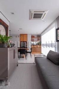 Apartamento à venda em Campo Belo com 206 m², 3 quartos, 3 suítes, 3 vagas