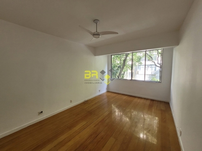 Apartamento em Leme, Rio de Janeiro/RJ de 100m² 3 quartos à venda por R$ 929.000,00