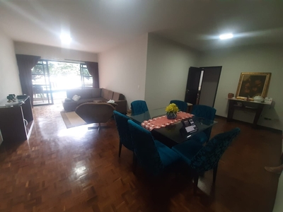 Apartamento em Zona 07, Maringá/PR de 126m² 3 quartos à venda por R$ 379.000,00