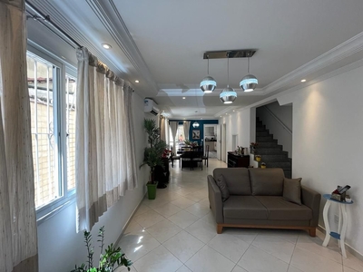 Casa em Boqueirão, Santos/SP de 160m² 3 quartos à venda por R$ 809.000,00