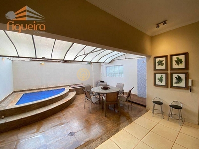Casa em Centro, Barretos/SP de 140m² 3 quartos à venda por R$ 629.000,00
