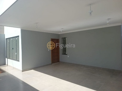 Casa em Centro, Barretos/SP de 142m² 3 quartos à venda por R$ 399.000,00