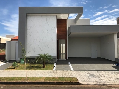 Casa em Centro, São José do Rio Preto/SP de 138m² 3 quartos à venda por R$ 699.000,00