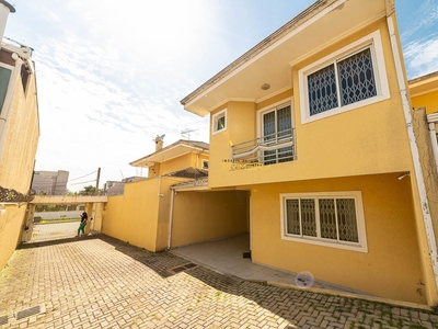 Casa em Hauer, Curitiba/PR de 132m² 3 quartos à venda por R$ 574.000,00