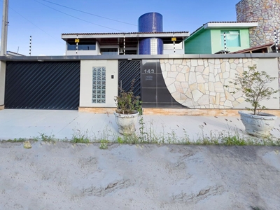 Casa em Indianópolis, Caruaru/PE de 204m² 4 quartos à venda por R$ 959.000,00