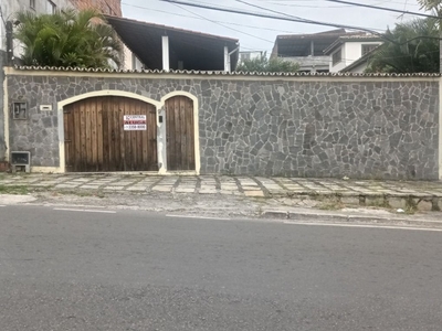 Casa em Itapuã, Salvador/BA de 0m² 4 quartos para locação R$ 8.500,00/mes