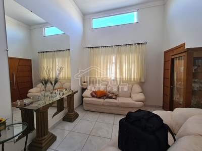 Casa em Jardim Fontanelli, Marília/SP de 10m² 3 quartos à venda por R$ 339.000,00