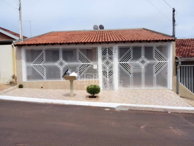 Casa em Jardim Santa Antonieta, Marília/SP de 170m² 3 quartos à venda por R$ 391.000,00