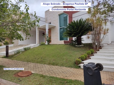 Casa em Lagos de Santa Helena, Bragança Paulista/SP de 184m² 3 quartos para locação R$ 7.800,00/mes