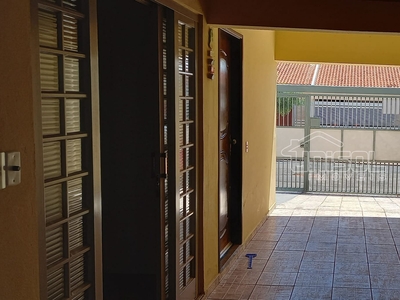 Casa em Parque São Jorge, Marília/SP de 200m² 3 quartos à venda por R$ 349.000,00